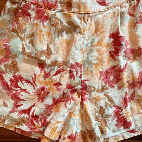 Abercrombie & Fitch Floral Linen Shorts - Picture 5 of 6